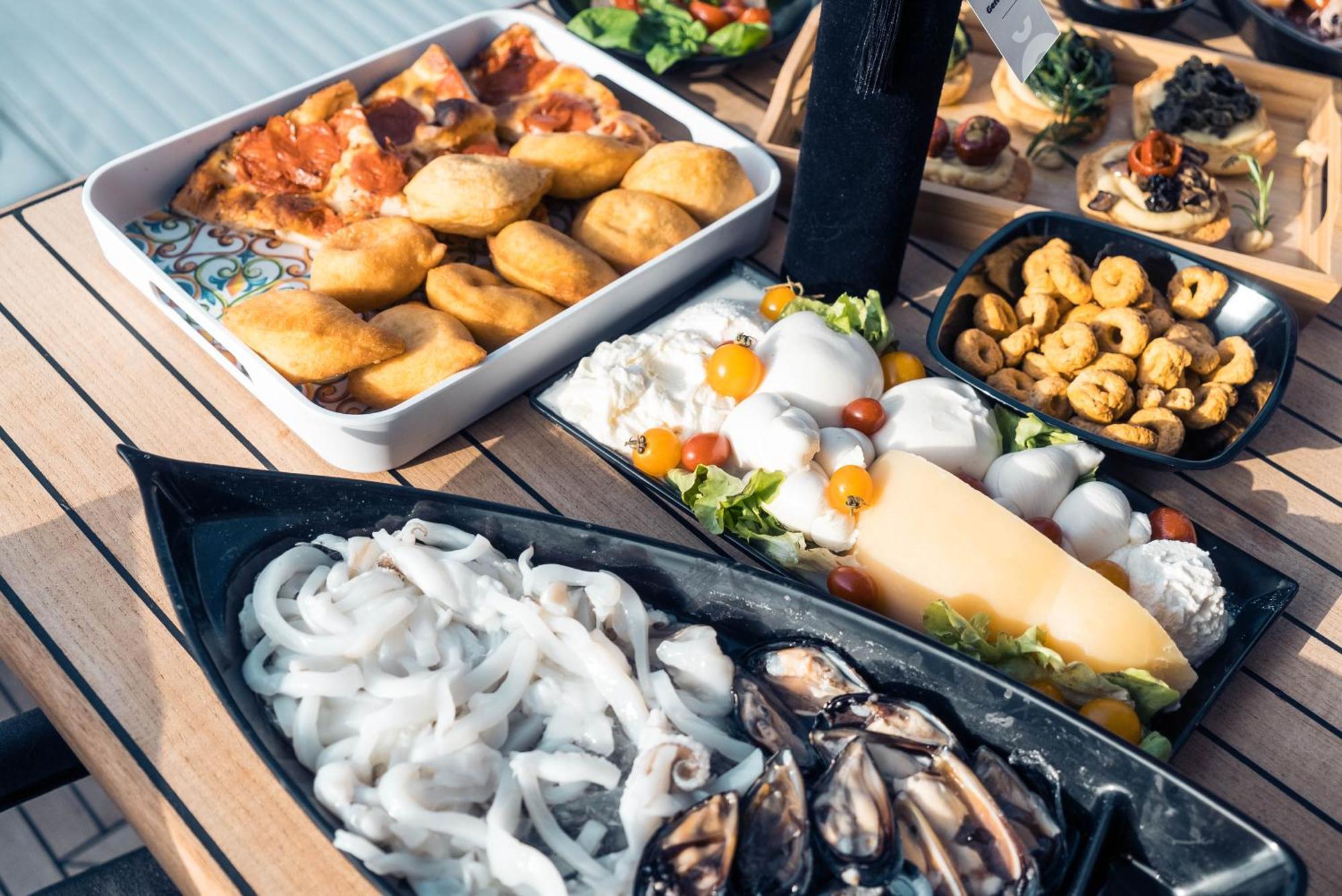 Discoverboat - Pita - Exclusive Boat&Breakfast Bari Buitenkant foto