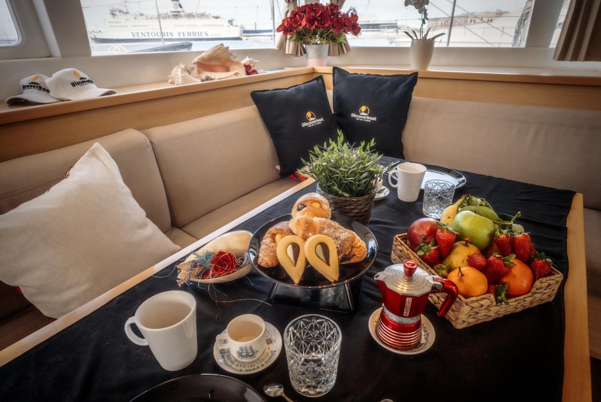 Discoverboat - Pita - Exclusive Boat&Breakfast Bari Buitenkant foto